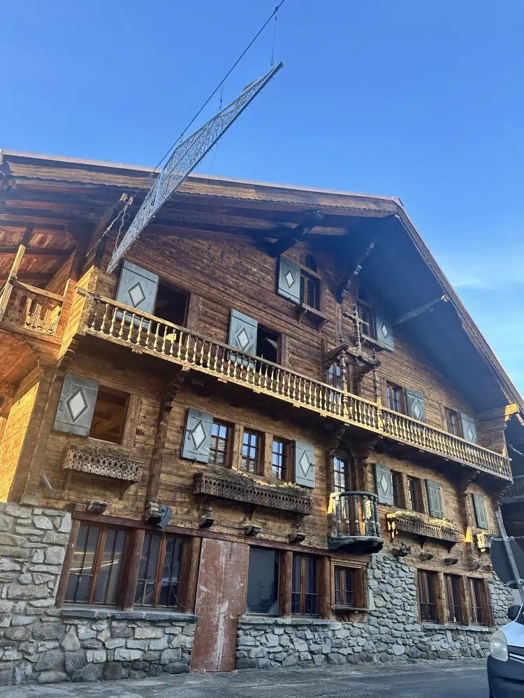 constructeur de chalet en bois